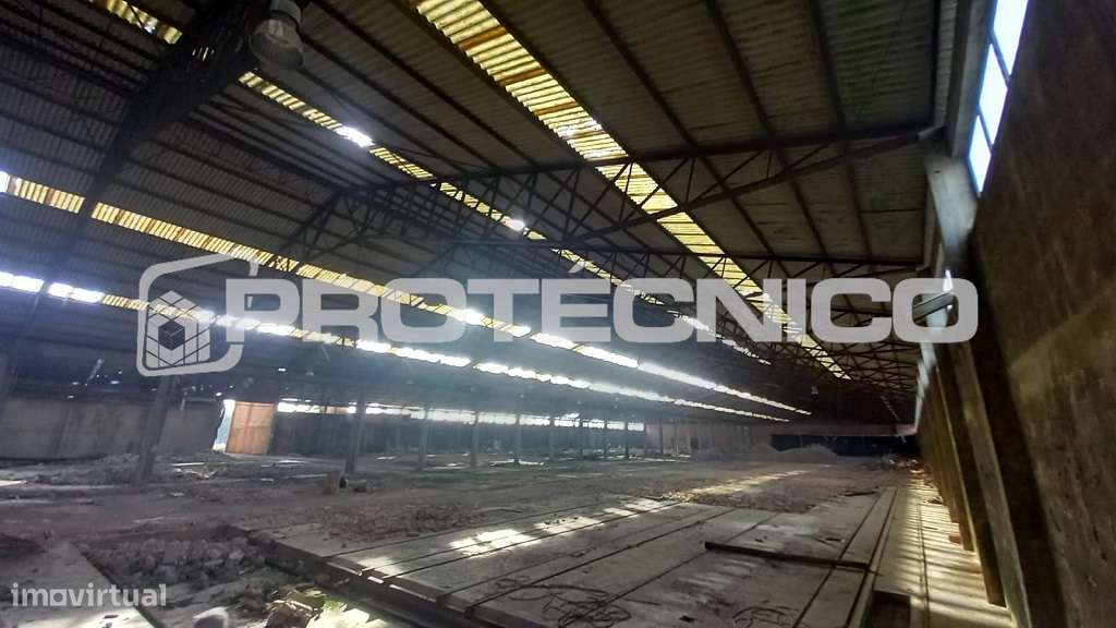 Armazém Industrial - 16.500m2 - Centro País-21