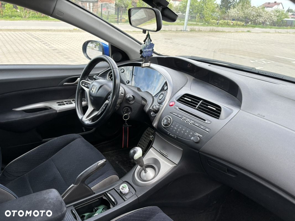 Honda Civic 2.2i-CTDi Comfort - 6