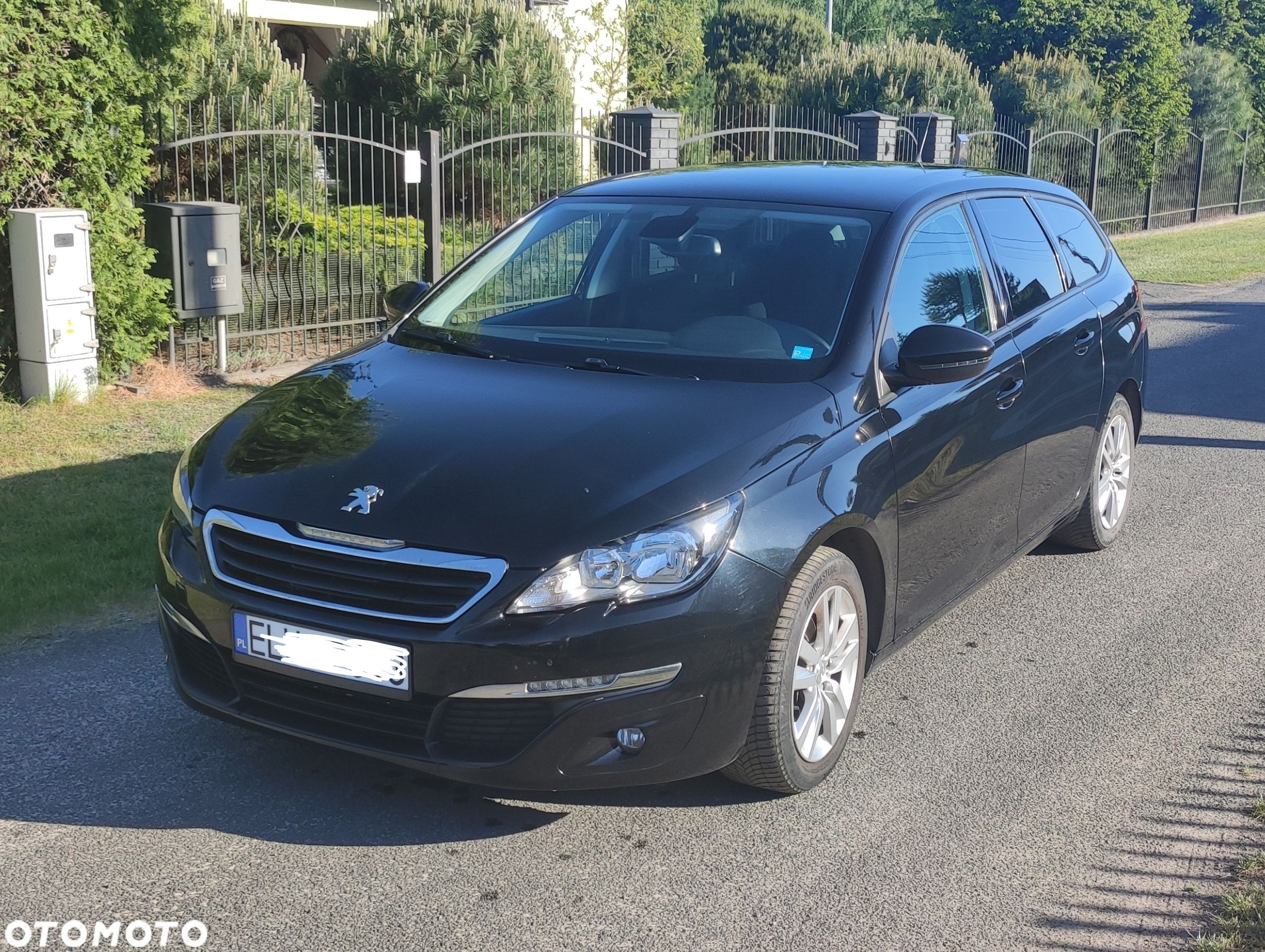 Peugeot 308 - 1