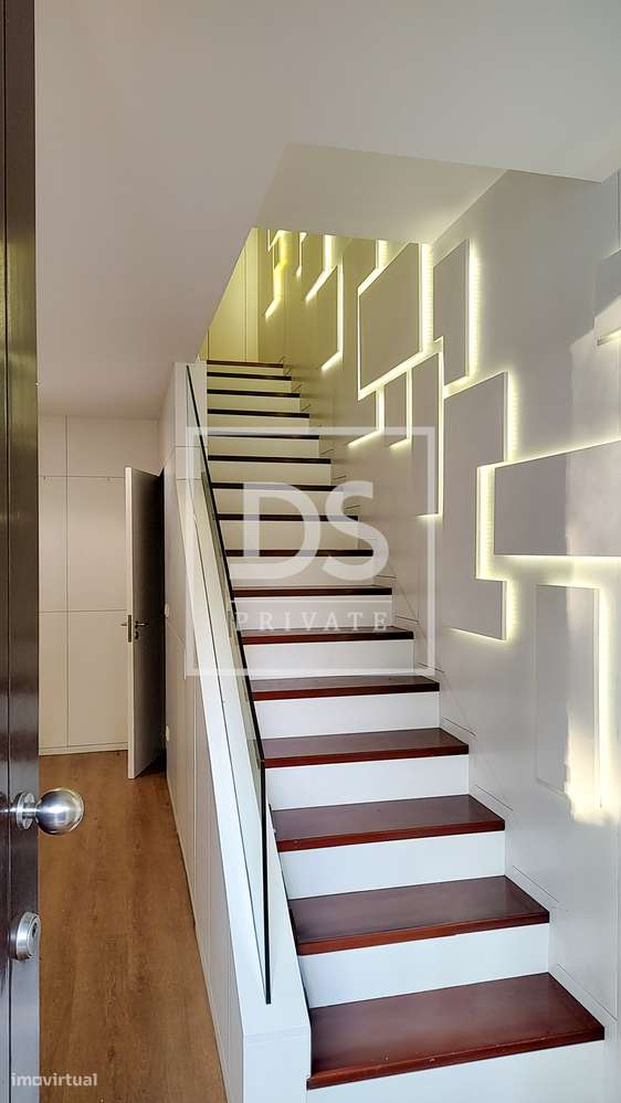 Moradia T5+1  | Campo Alegre | Frente ao Jardim Botânico(Exclusiva)-15