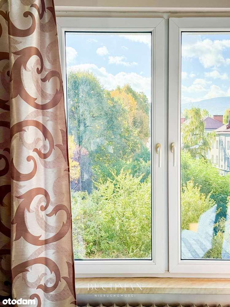 Kawalerka w centrum z widokiem - Dużo światła Bez Prowizji FILM-1