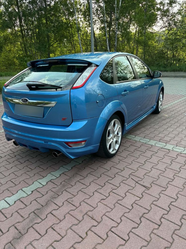 Ford Focus Mk2 2.0 16V Sport 2009