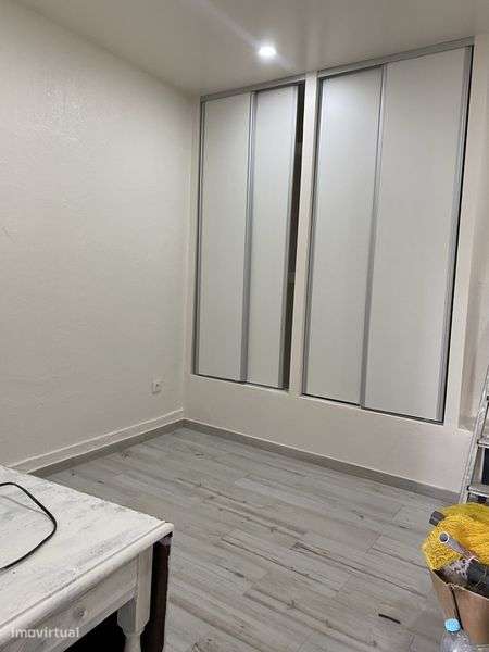 Aluga-se t0 na Amora - Grande imagem: 2/4