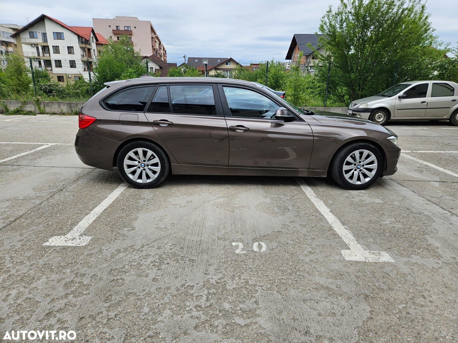 BMW Seria 3 320d Aut. Luxury Line - 5