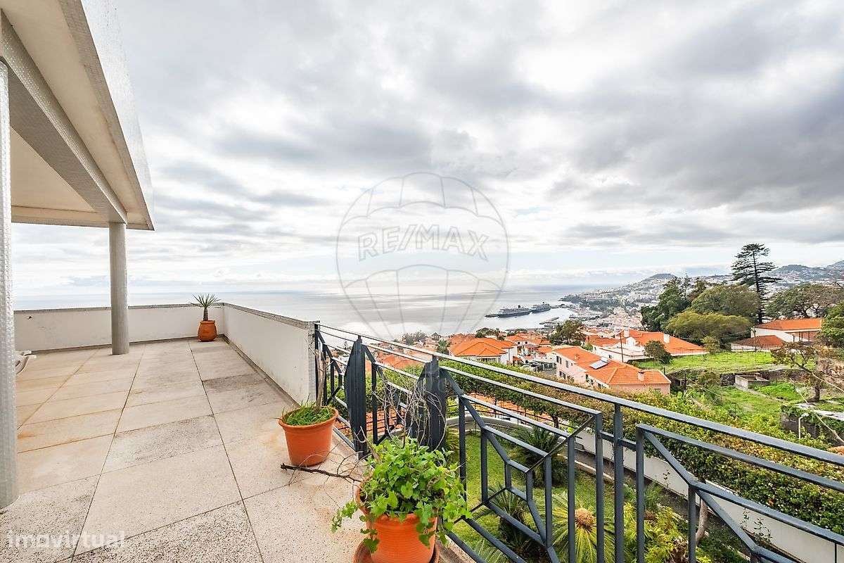 Moradia T4 para venda-5