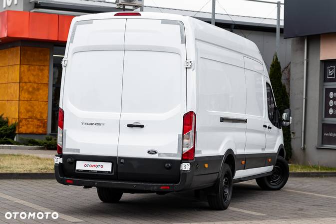 Ford Transit - 13