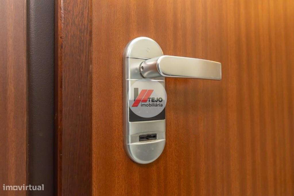 Venda I Apartamento I 70 m I Qta da Lomba-9