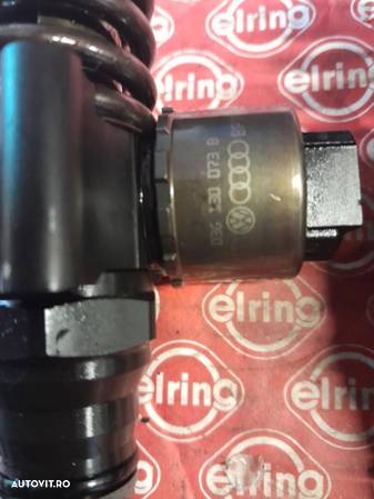 injector injectoare skoda Octavia 2 2.0tdi bkd azv audi a3 seat leon vw golf 5 touran 03g130073b - 2