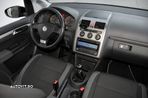 Volkswagen Touran 1.9 TDI DPF Freestyle - 4