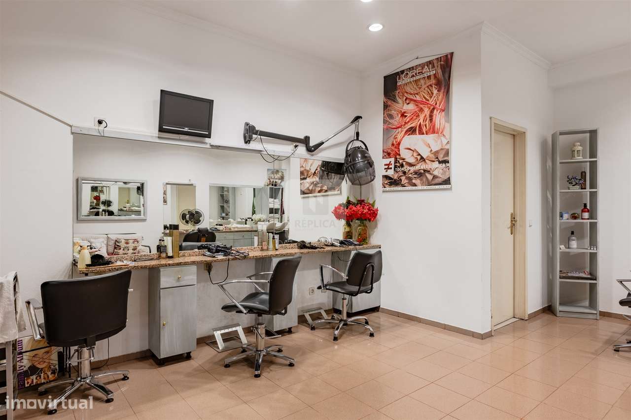 Loja Comercial em Matosinhos – Próxima à Câmara Municipal-6