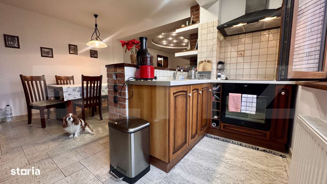 Apartament 4 camere, renovat si mobilat complet,  etaj 1, zona Centru - Imagine principală: 3/9