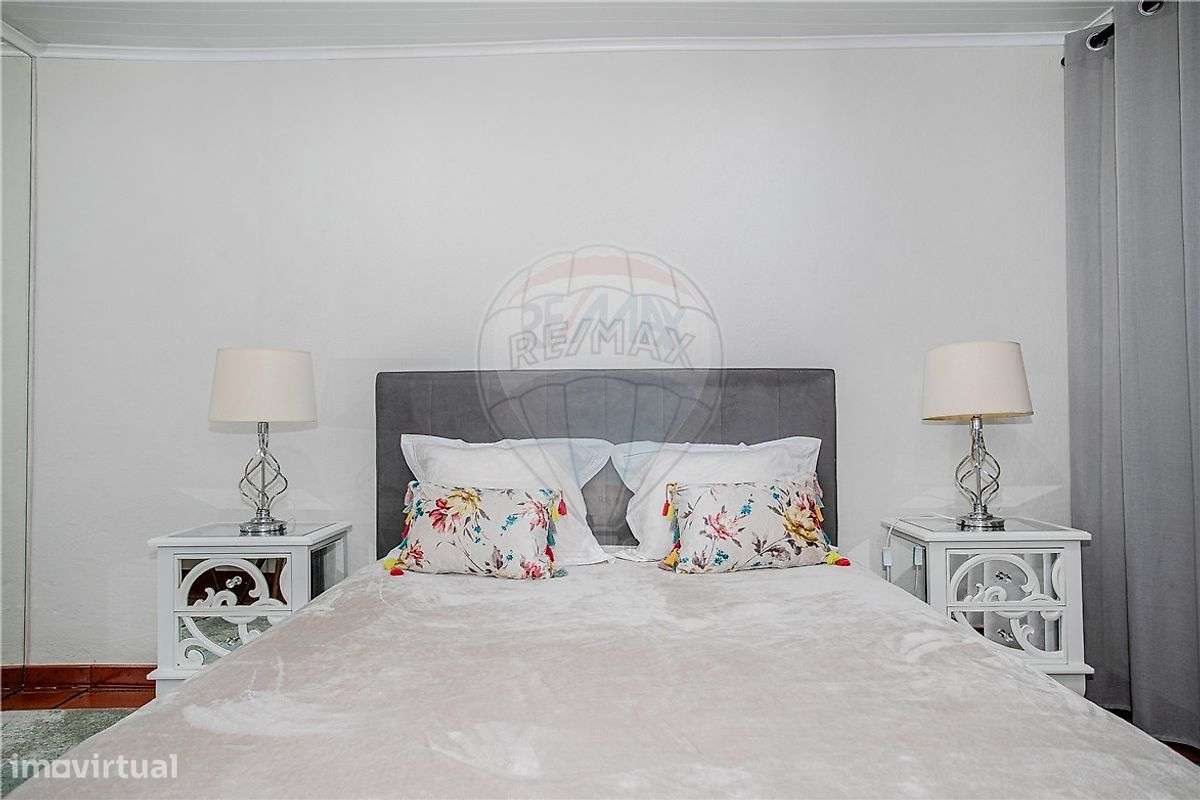 Moradia T4 para venda-12