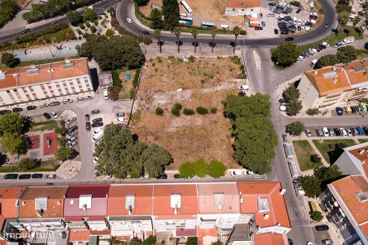 Terreno Urbano 3615 m2, Odivelas - Grande imagem: 5/14