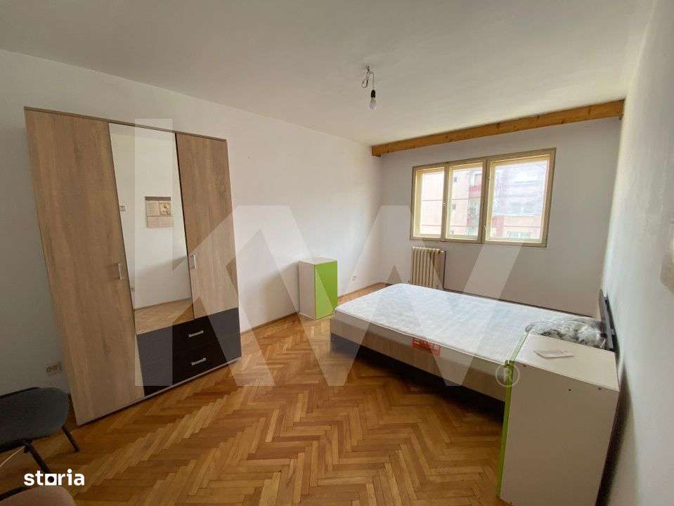 Apartament de vanzare 4 camere - Imagine principală: 3/9