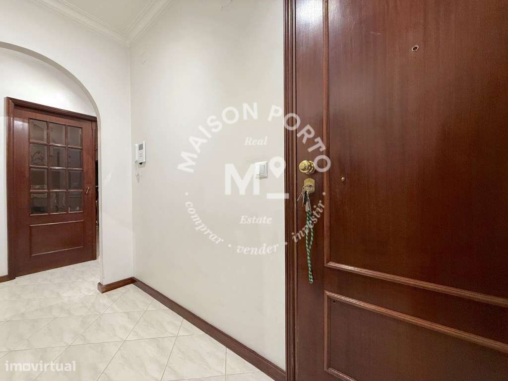 Apartamento T3 com 2 Varanda e Estacionamento em Rio Tinto, próximo...-32