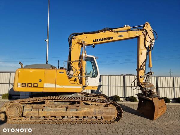 Liebherr R900C Litronic - 4