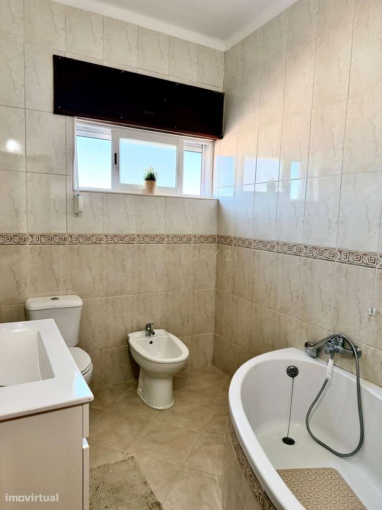 Apartamento Mobilado e equipado em Baixa da Banheira, Moita-10