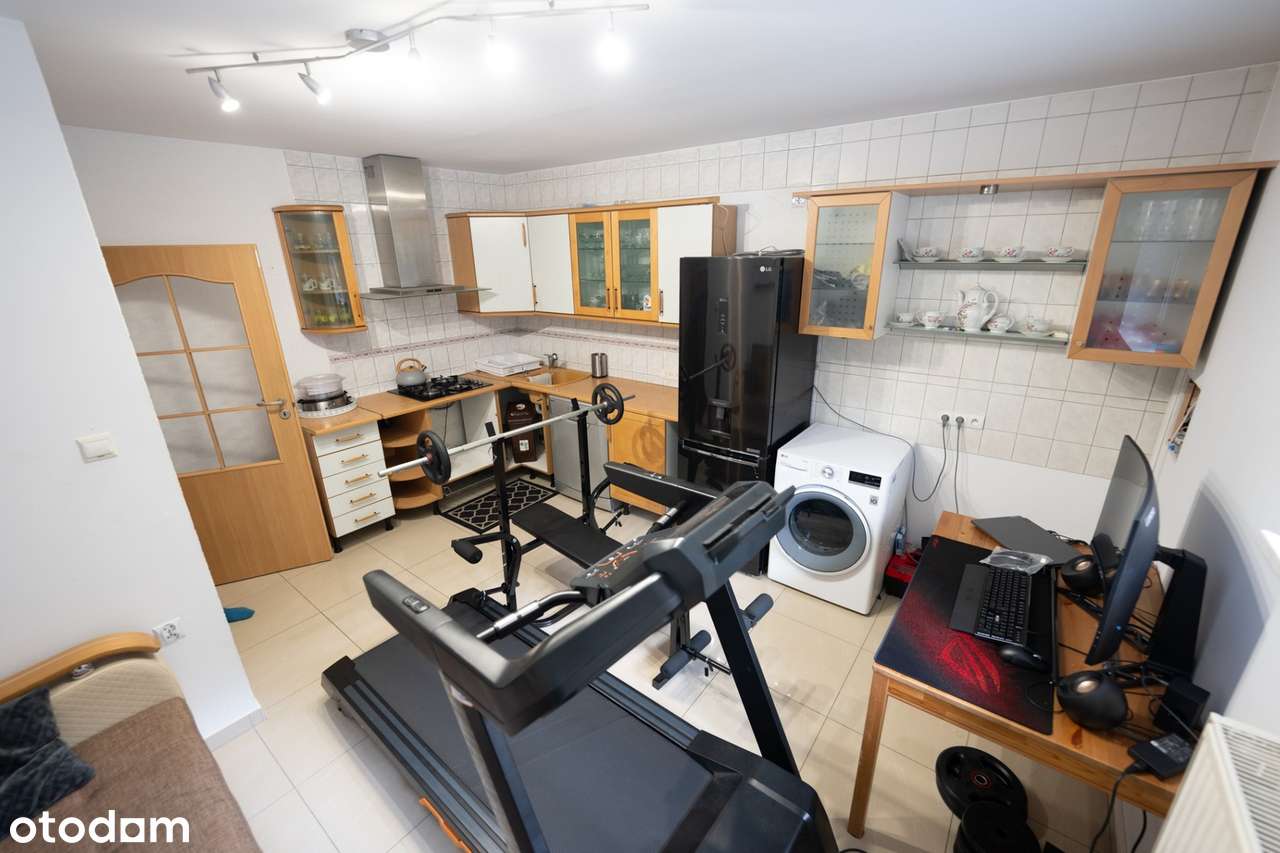 Dom 240 m² 2 niezależne wejścia idealny dla 2 rodzin lub pod inwestycj-17