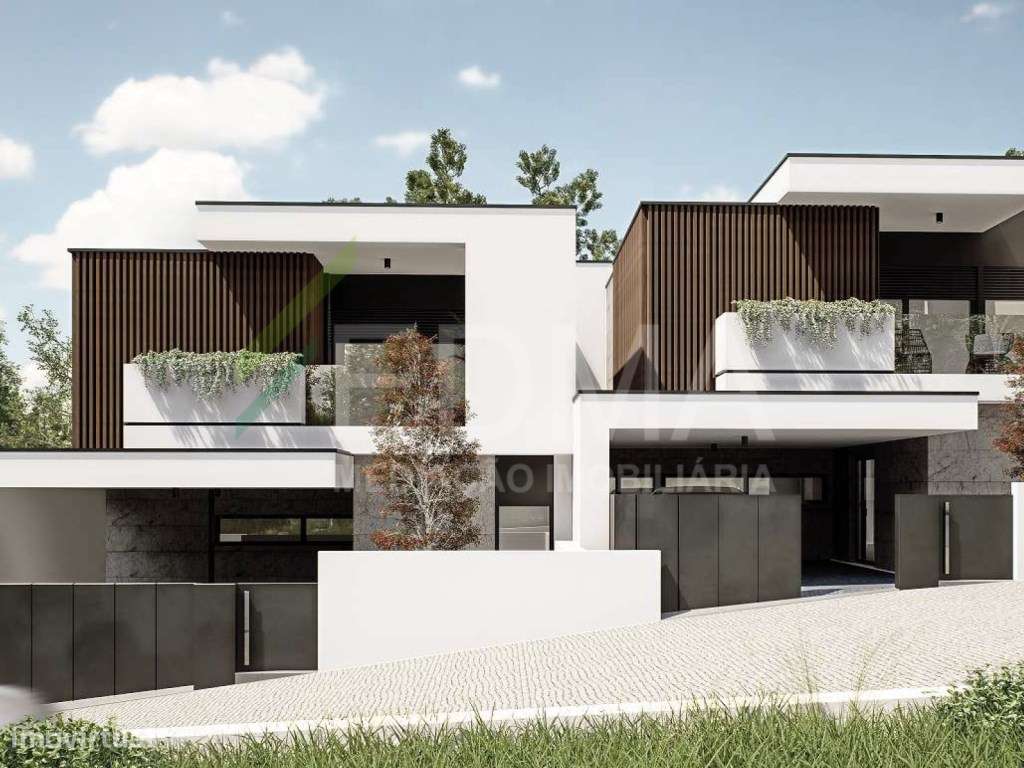 Moradias em Banda e e Gaveto Vale São Martinho-5