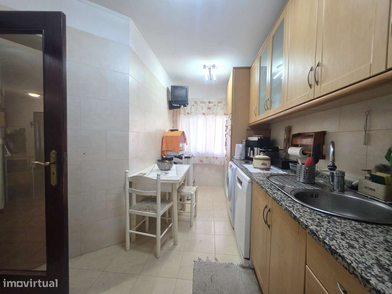 Simpático Apartamento T3 – Monte da Caparica-22