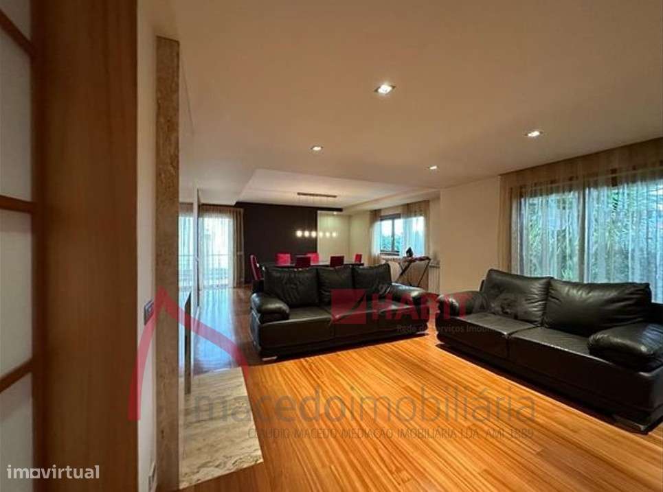 Moradia Individual T3 com piscina em Lomar-7