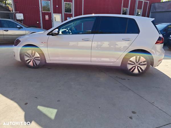 Volkswagen Golf e-Golf - 6