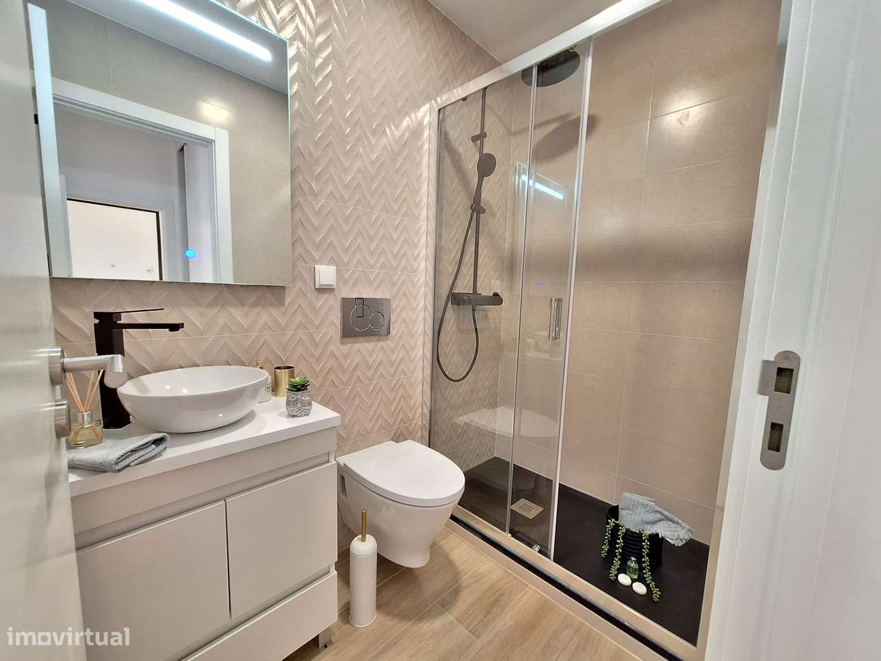 Benfica / "Á Av. do Uruguai" - Grande imagem: 3/3