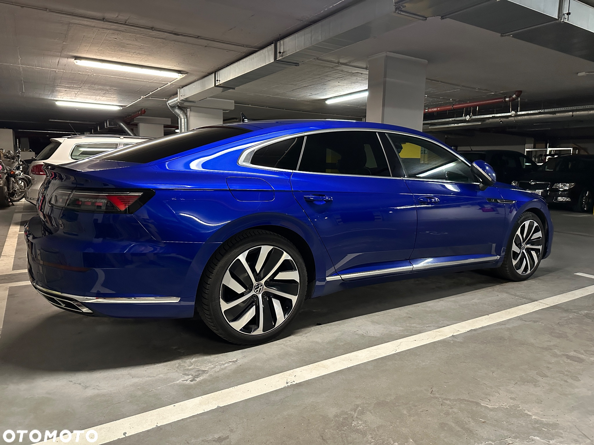 Volkswagen Arteon 2.0 TDI R-Line DSG - 10