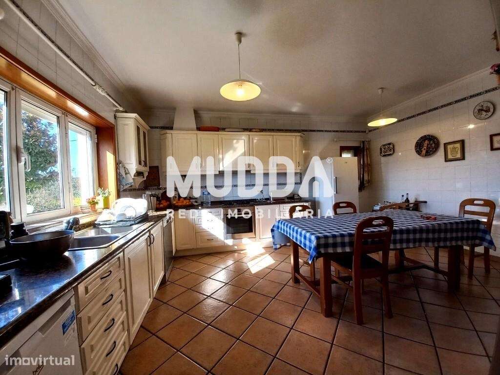 Excelente Moradia T4 - Oliveira de Azeméis com magnifica vista Serra - Grande imagem: 5/60