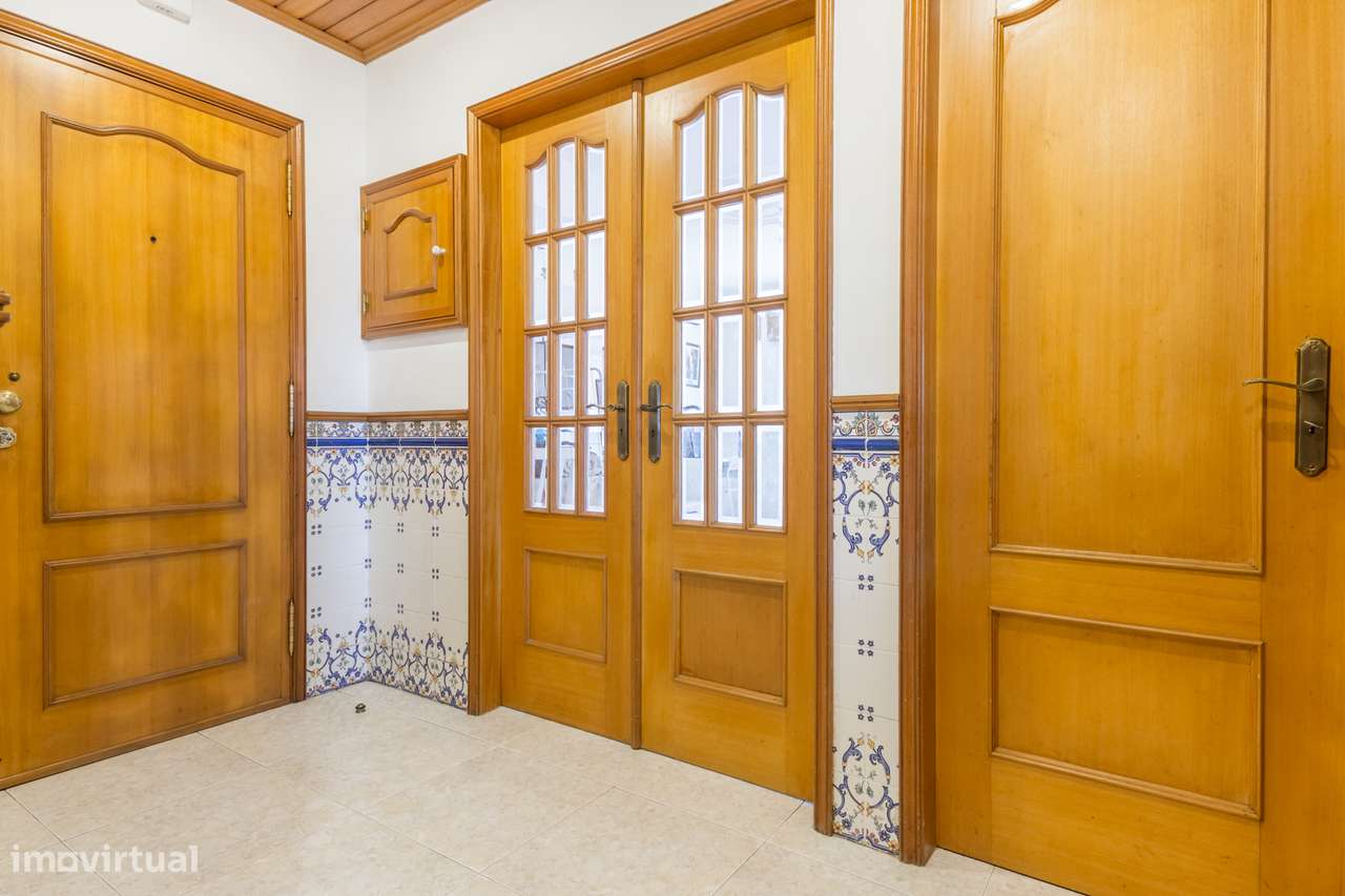 Apartamento T2 na Quinta do Conde-9