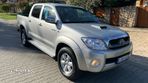 Toyota Hilux 4x4 Double Cab - 6