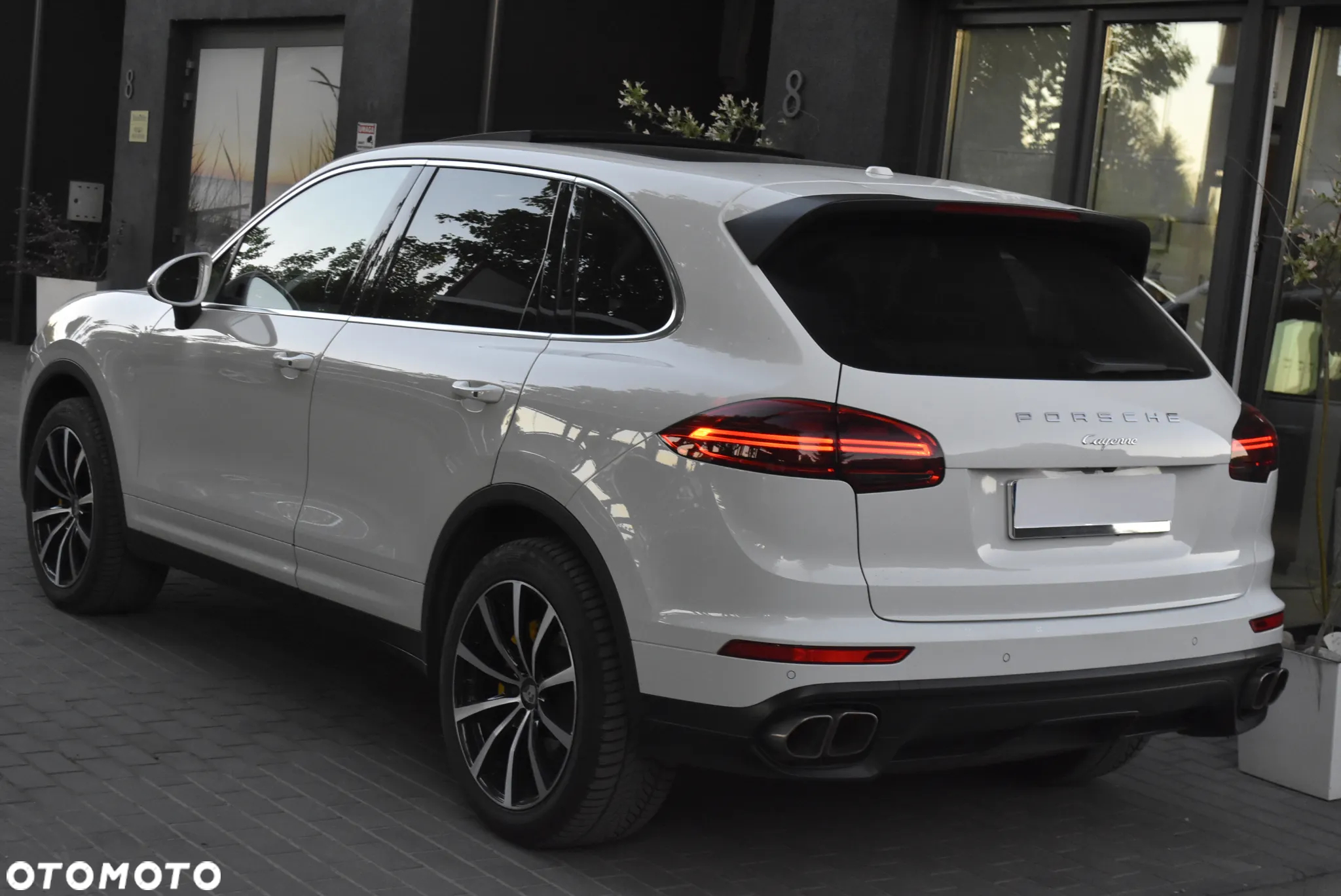 Porsche Cayenne Diesel Platinum Edition - 4