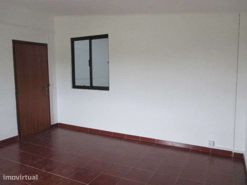 Arrenda-se Armazém - Grande imagem: 5/7