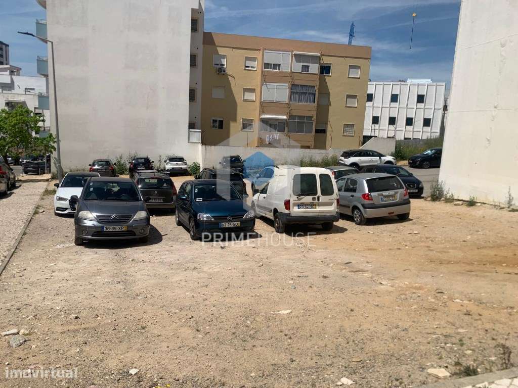 Terreno Construção de Edifício - Grande imagem: 2/7