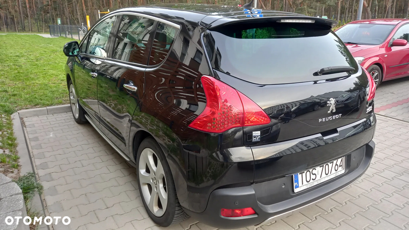 Peugeot 3008 2.0 HDi HYbrid4 - 3