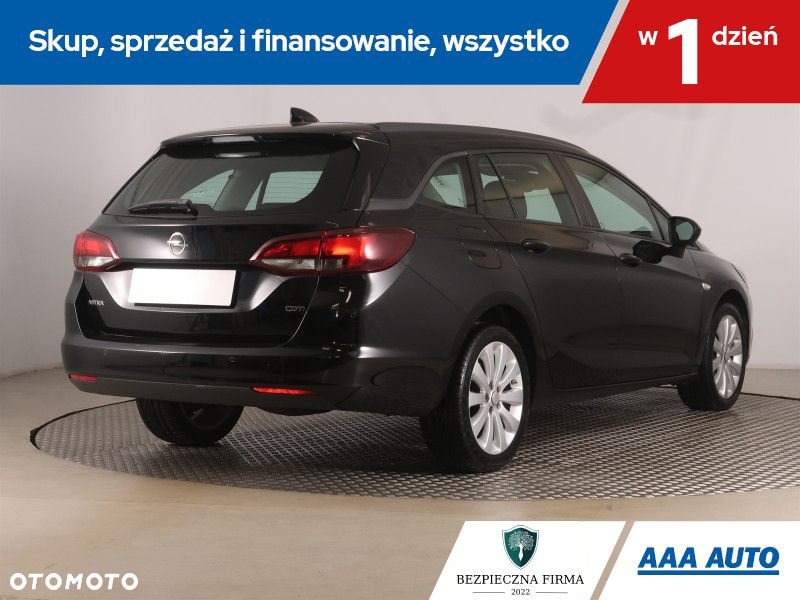 Opel Astra - 6