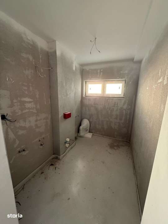 Apartament cu 3 camere, 85 mp, semidecomandat, zona Complex DaVinci - Imagine principală: 4/10