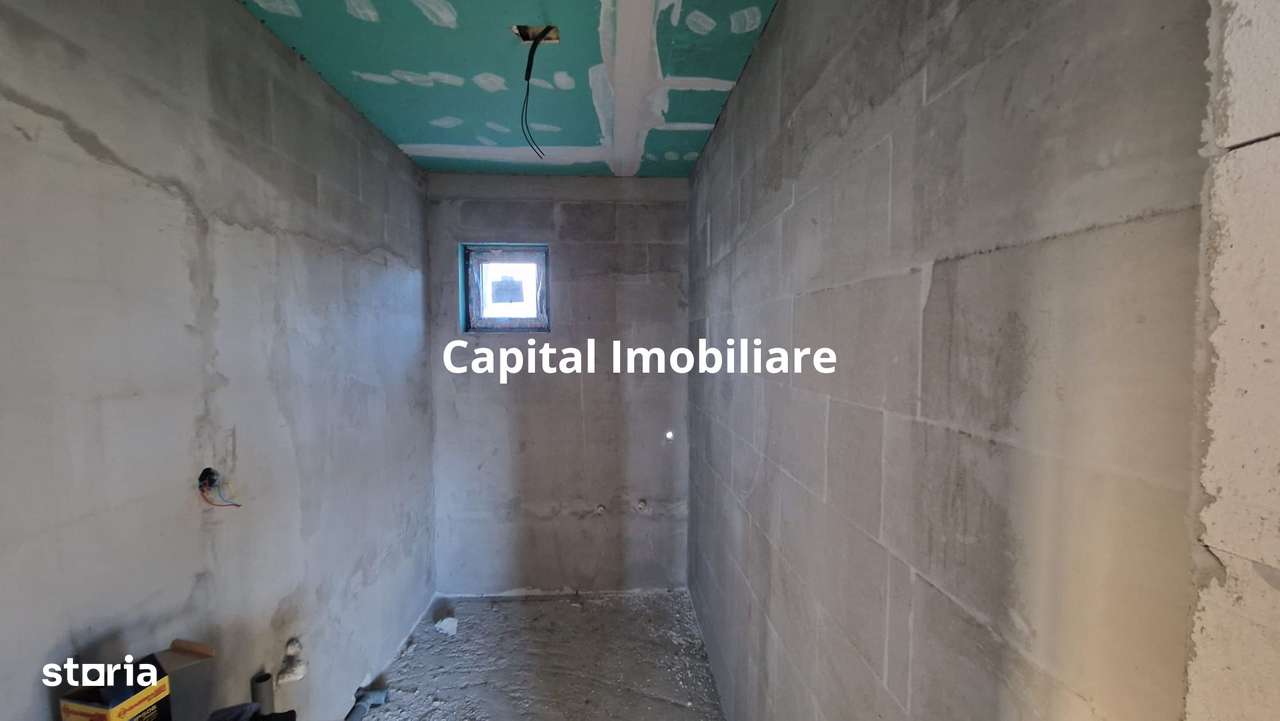 Casa de vanzare, Catalina, 3 dormitoare, 9 ari Comision 0% - Imagine principală: 4/12