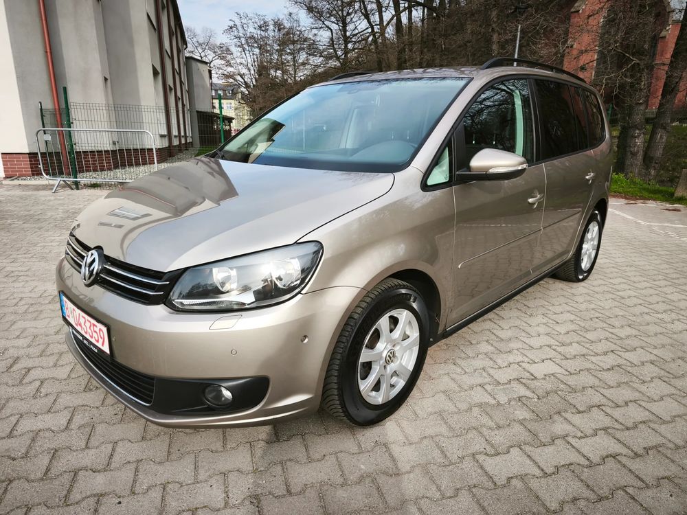 Volkswagen Touran II 1.6 TDI DPF BlueMotion Technology Comfortline 2013