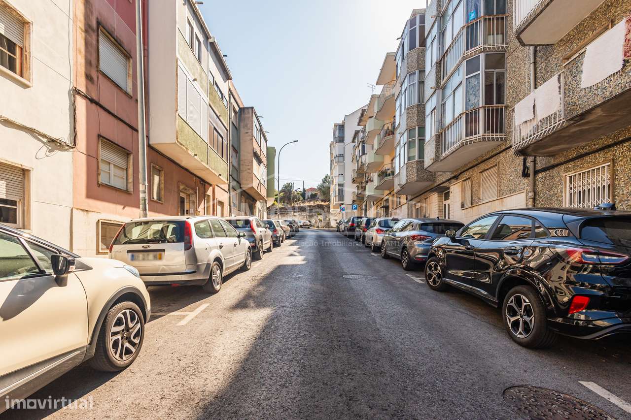 T2+1 na Damaia à venda-28
