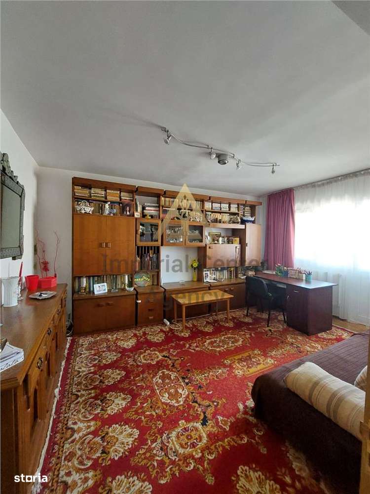 APARTAMENT 3 CAMERE ONESTI - Imagine principală: 5/15