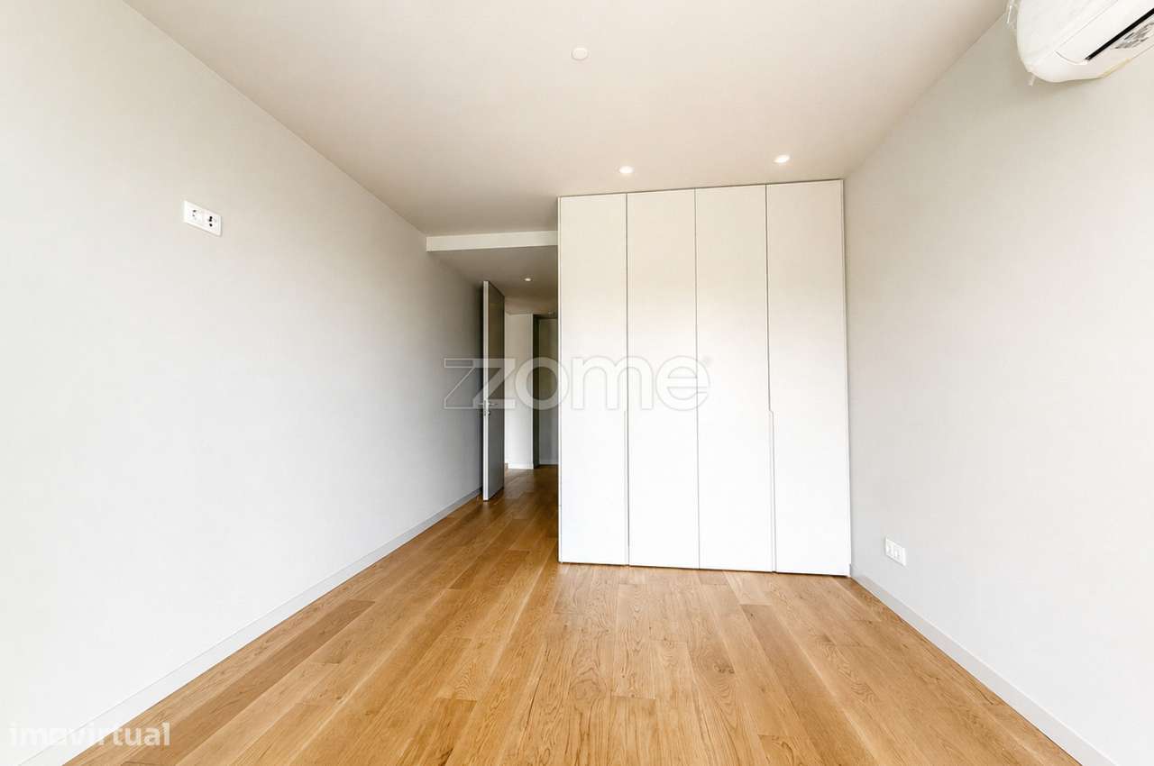 Apartamento T2 novo, com terraço e piscina, em Ponta Delgada-17