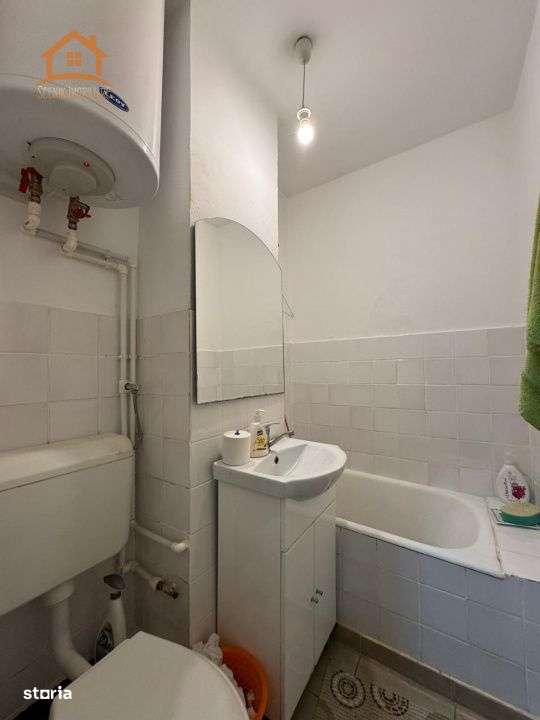 Spatiu comercial de vanzare, zona Spitalului judetean, parter, terasa-2