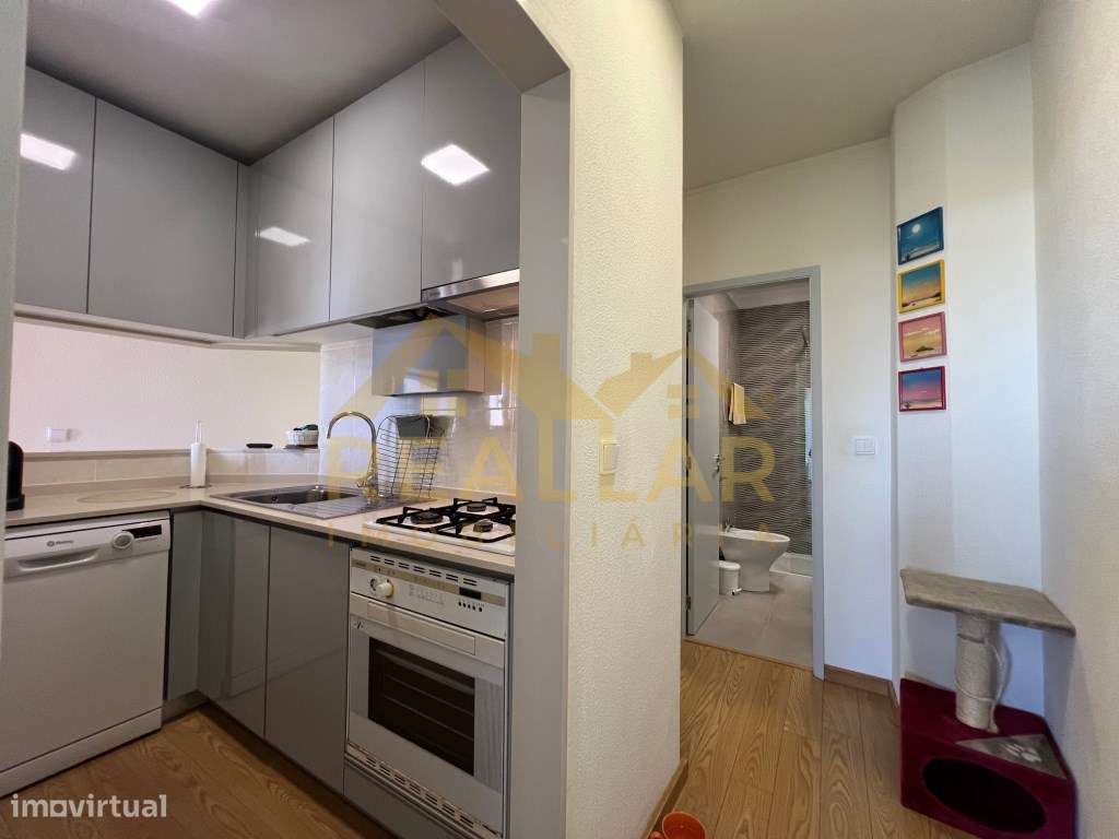 Apartamento T1+1 em Aver-o-Mar - Póvoa de Varzim - Grande imagem: 4/25