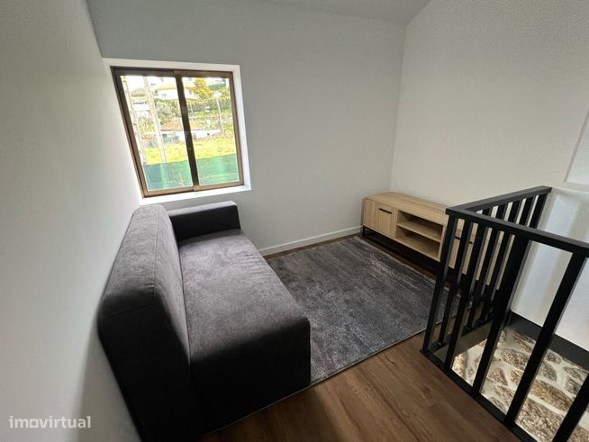 Prédio habitacional com 5 apartamentos arrendados-15