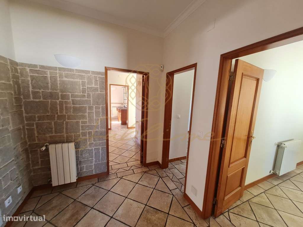 Moradia isolada V3+2 situada em Caixas, Sesimbra com Piscina-26