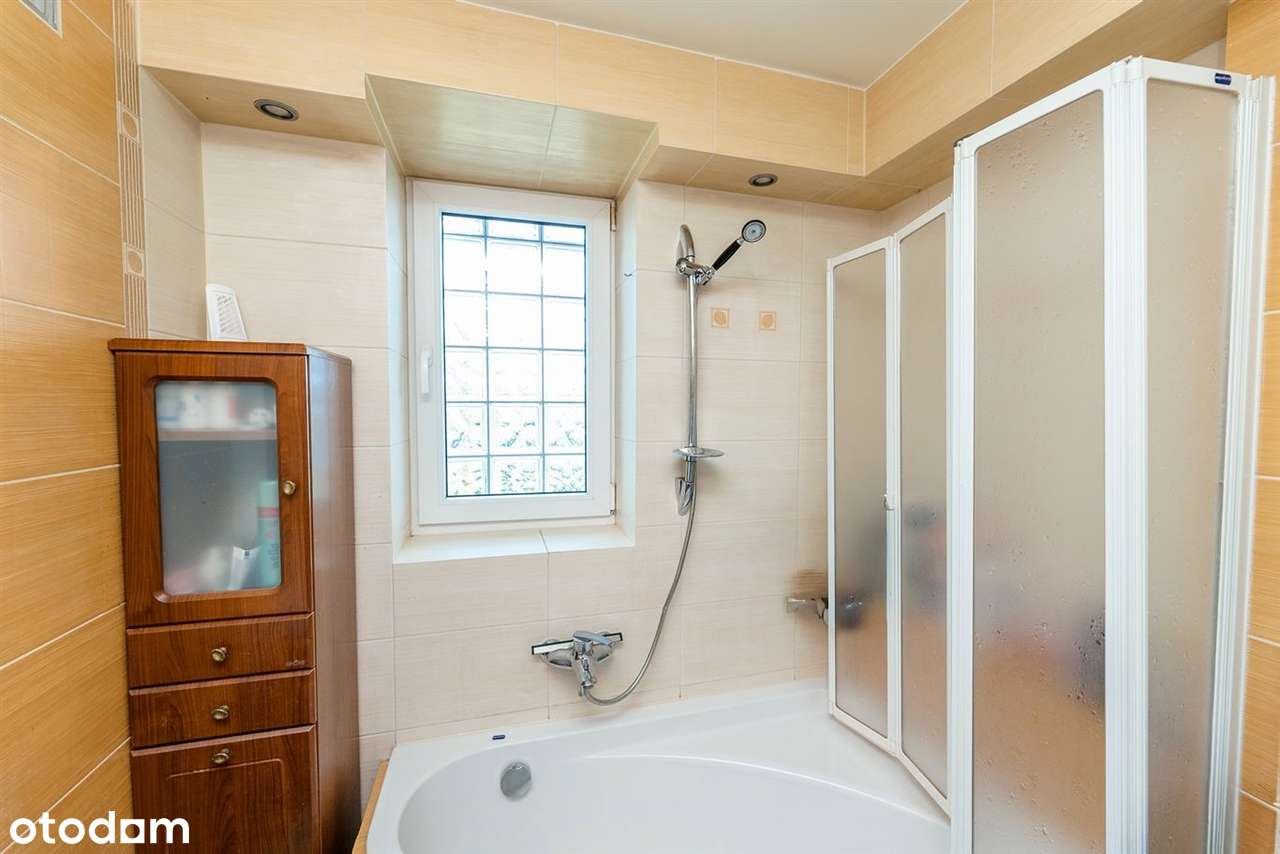 Dom w centrum miejscowości-13