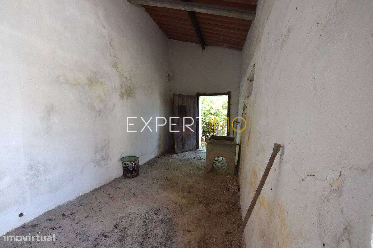 Prédio Urbano com espaço exterior - Aldeia da Mata - Crato-5