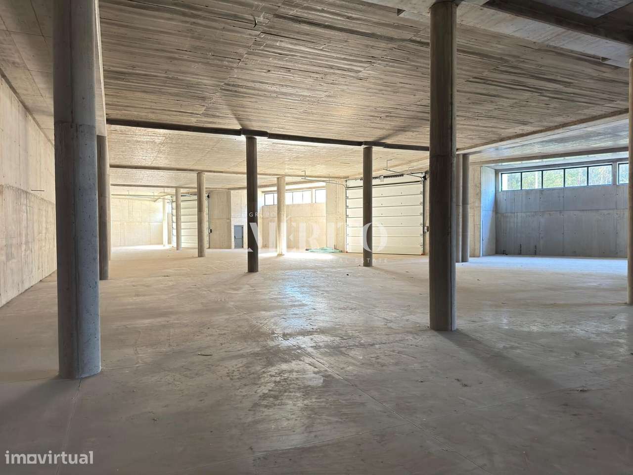 Pavilhão industrial localizado em Vilar do Monte, Barcelos - Grande imagem: 4/10