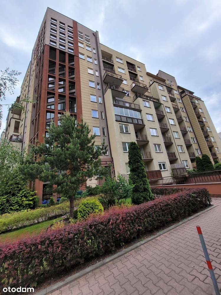 Trzypokojowe mieszkanie przy ul. M. Reja, Żabiniec-19